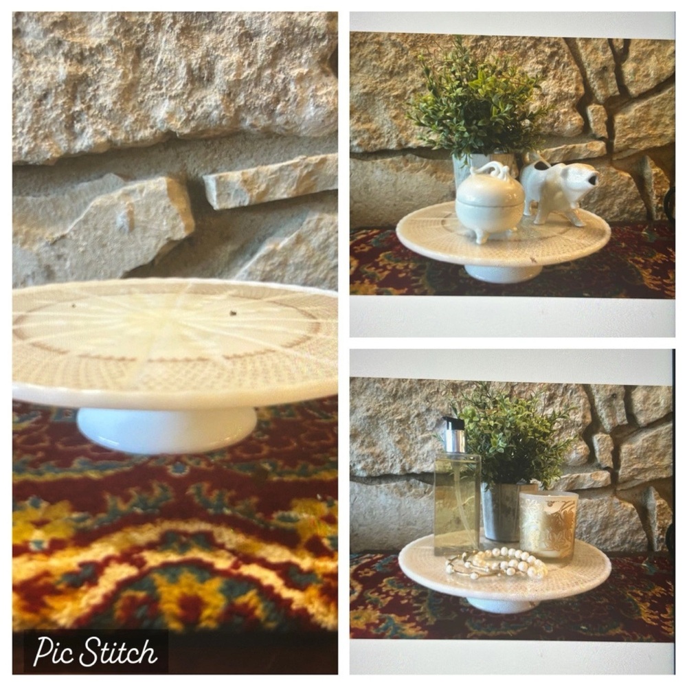 Vintage Anchor Hocking Pedestal Cake Plate Display Stand Ivory Gold Trim‎ Decor